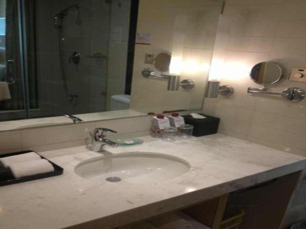 Ramada Plaza Shenyang Citycenter Exteriér fotografie